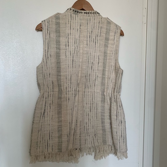 Tweed military style vest from Zara - Picture 5 of 5